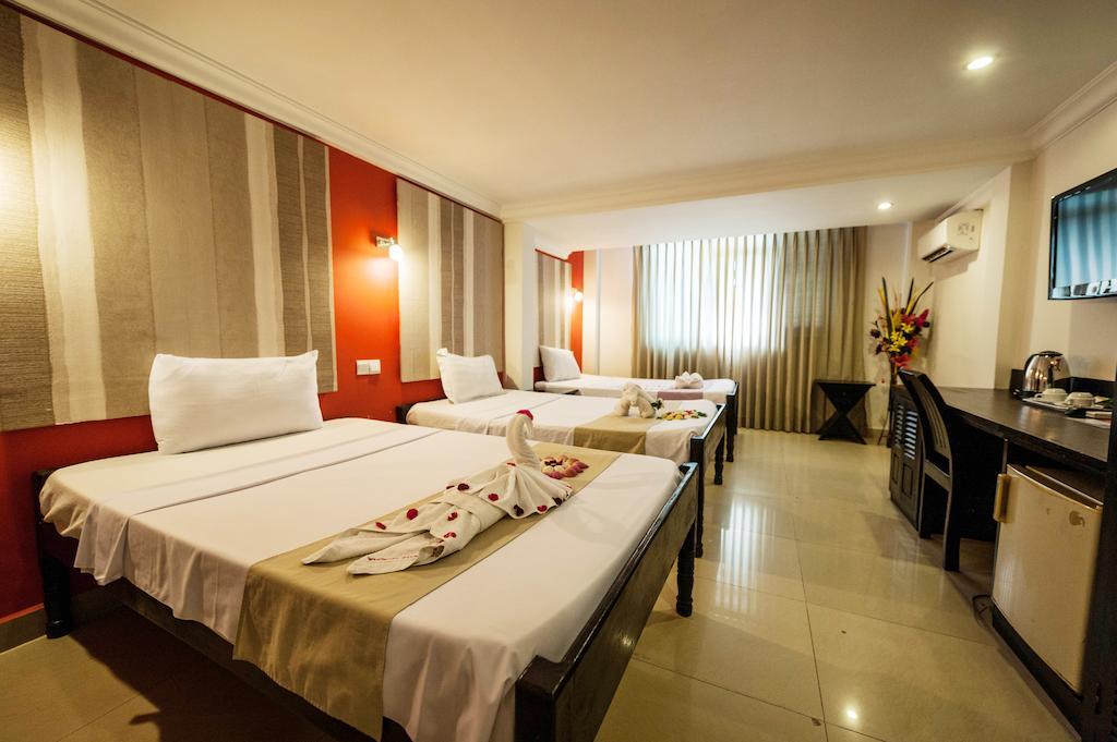 Angkor International Hotel Phnom Penh Exterior foto