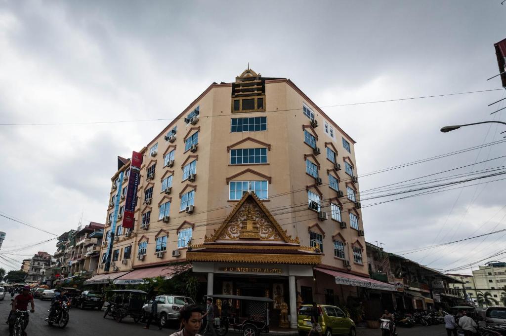 Angkor International Hotel Phnom Penh Exterior foto